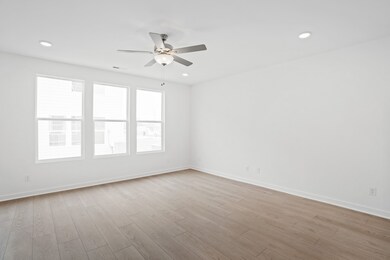 8165 Netterfield Dr, White House, TN 37188 - photo 7