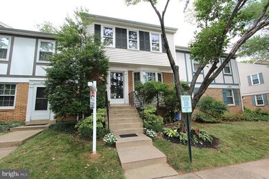 17843 Lochness Cir, Olney, MD 20832 - photo 4