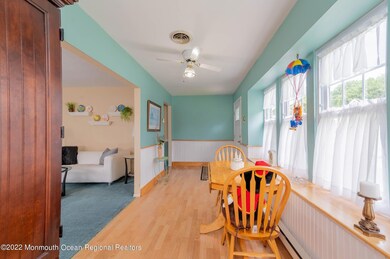 9A Drake - den view 2