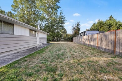 1301 99th St E, Tacoma, WA 98445 - photo 4