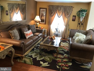 7873 Greenbrier Rd, Pennsauken, NJ 08109 - photo 3