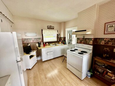 Apt 1 Kitchen