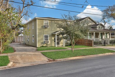 A 1-bed, 1-bath unit.