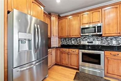 12306 Pinehurst Ct, Sellersburg, IN 47172 - photo 7