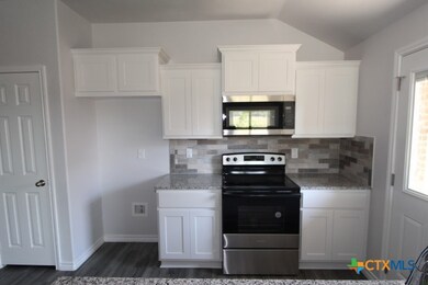 134 Wind Ridge Dr unit B, Copperas Cove, TX 76522 - photo 3