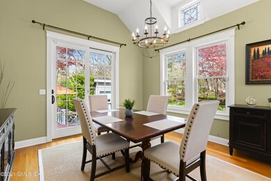 16 Chestnut St Greenwich CT-print-023-02