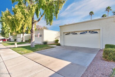 7637 S Taylor Dr, Tempe, AZ 85284 - photo 2