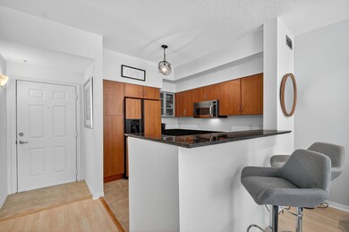 806 E Windward Way unit 404, Lantana, FL 33462 - photo 3