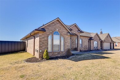 9325 Fendrych Dr, Oklahoma City, OK 73165 - photo 2