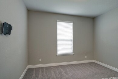 10923 Yaupon Holly, Helotes, TX 78023 - photo 4