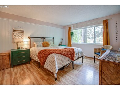 Bedroom, Primary