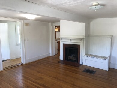 639 Lincoln St unit 3, Waltham, MA 02451 - photo 2