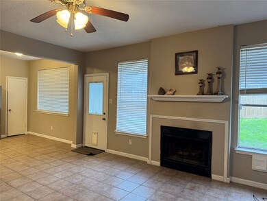 16043 Cedar Gully Dr, Friendswood, TX 77546 - photo 4