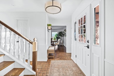 2726 Lawtherwood Ct, Dallas, TX 75214 - photo 2