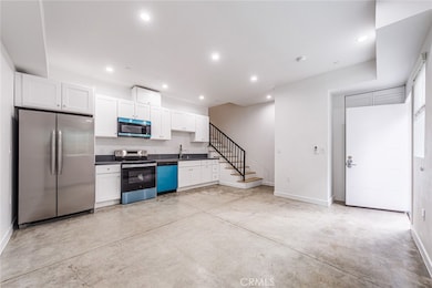 11839 1/2 Runnymede St, Los Angeles, CA 91605 - photo 4