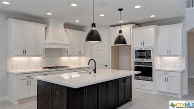 9018 Imposing, San Antonio, TX 78255 - photo 2