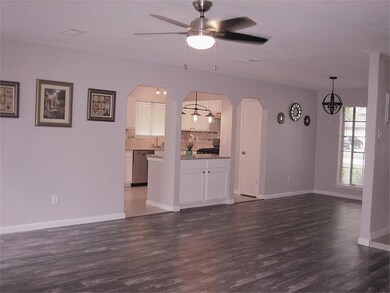 7403 Woodland West Dr, Houston, TX 77040 - photo 2