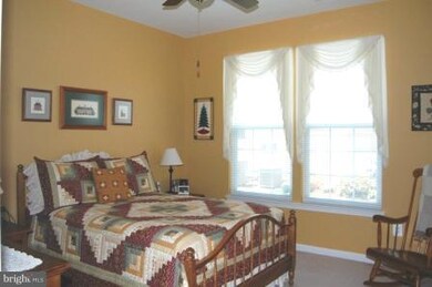 17405 Four Seasons Dr, Dumfries, VA 22025 - photo 3