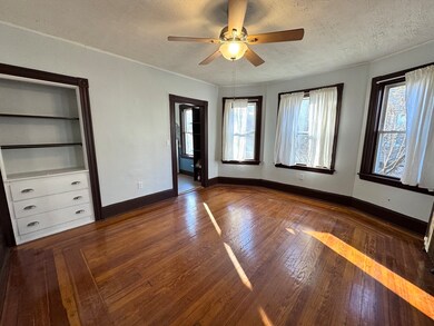 201 Brown St unit 1, Waltham, MA 02453 - photo 6