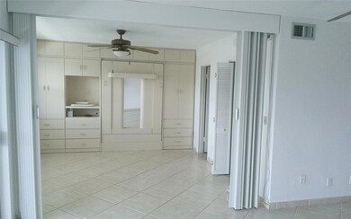 465 Paradise Isle Blvd unit 307, Hallandale Beach, FL 33009 - photo 5