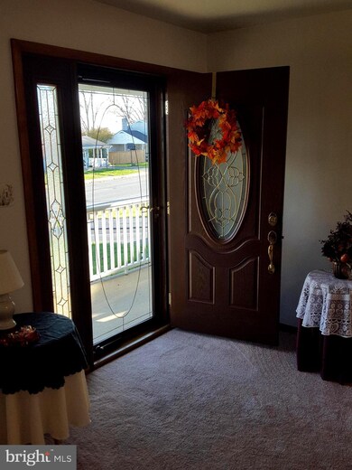 237 Wakefield Rd, Hagerstown, MD 21740 - photo 2