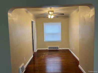 18515 Greenfield Rd, Detroit, MI 48235 - photo 6