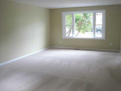 Living Room. Plush carpeting in spacious living ro