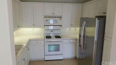 Kitchen (Refrigerator negotiable)