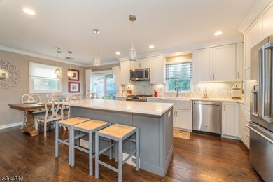 16 Hemlock St, Waldwick, NJ 07463 - photo 6