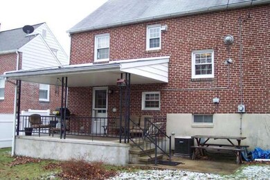 505 Jefferson Blvd, Reading, PA 19609 - photo 2