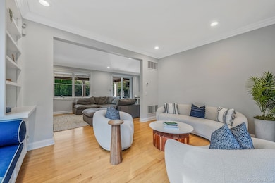 32A Vail Ave, East Quogue, NY 11942 - photo 3