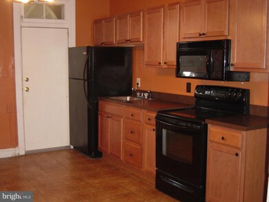 641 S Linwood Ave, Baltimore, MD 21224 - photo 4