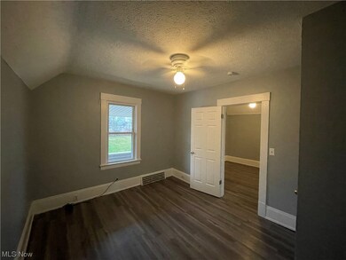 13409 Harvard Ave unit UP, Cleveland, OH 44105 - photo 7