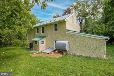 1611 Shadyside Rd, West Chester, PA 19380 - photo 2