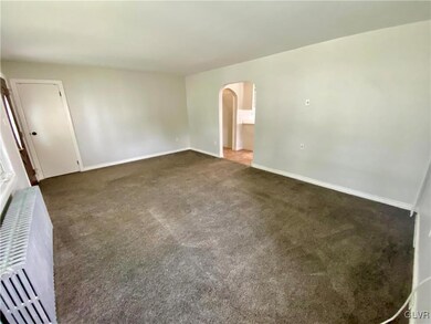 2233 W Columbia St unit 1, Allentown, PA 18104 - photo 4