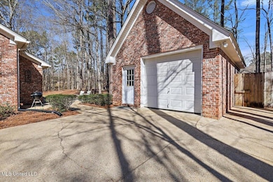 1120 Pointe Cove, Brandon, MS 39042 - photo 6