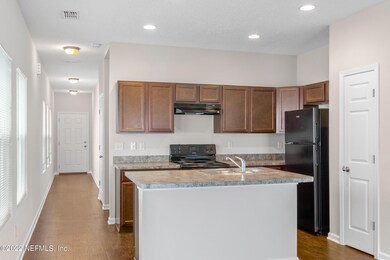 8215 Dandy Ave, Jacksonville, FL 32211 - photo 4