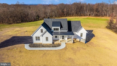 15030 New Windsor Rd, New Windsor, MD 21776 - photo 2