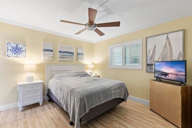 975 9th Ave S unit 8, Naples, FL 34102 - photo 5