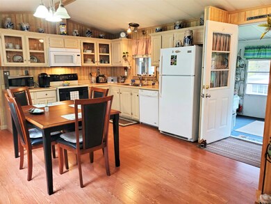 89 Zachary Dr, Hooksett, NH 03106 - photo 3