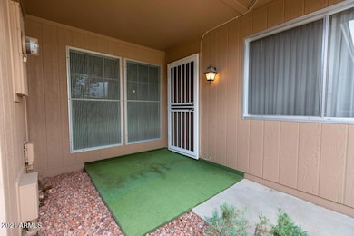 10817 W Santa fe Dr, Sun City, AZ 85351 - photo 2