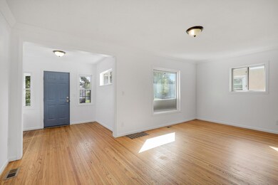 3019 Logan Ave N, Minneapolis, MN 55411 - photo 5