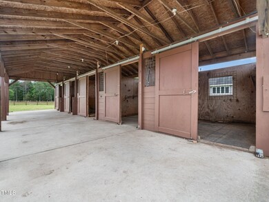 46-web-or-mls-5200 Pulley Town-107