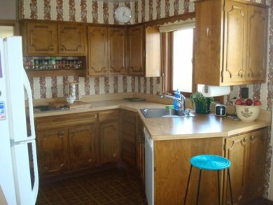 2324 Branch St, Duluth, MN 55812 - photo 3