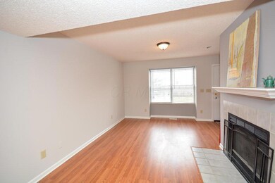 Wood-like vinyl flooring