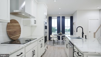 2668 River Birch Rd, Herndon, VA 20171 - photo 5