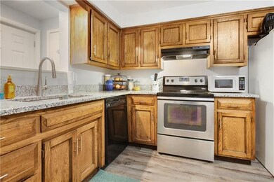 12796 W 110th Terrace, Overland Park, KS 66210 - photo 6