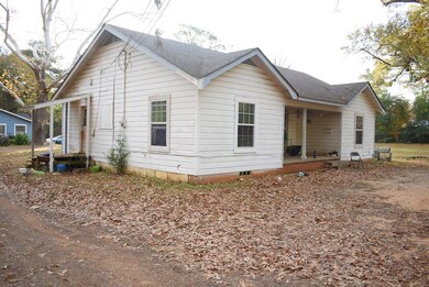 821 Lock St, Nacogdoches, TX 75964 - photo 3