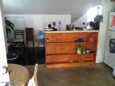1711-2 HECK AVE (EIK VIEW)