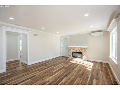 950 Coburg Rd, Eugene, OR 97401 - photo 6